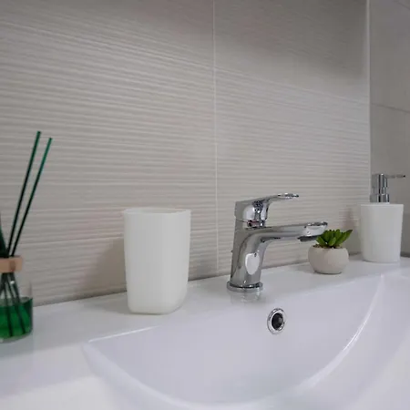 Sanja - Two Bedroom With Terrace And Sea View Appartamento *