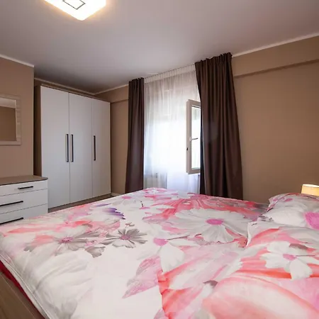 Appartamento Sanja - Two Bedroom With Terrace And Sea View