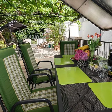 Sanja - Two Bedroom With Terrace And Sea View Opatija