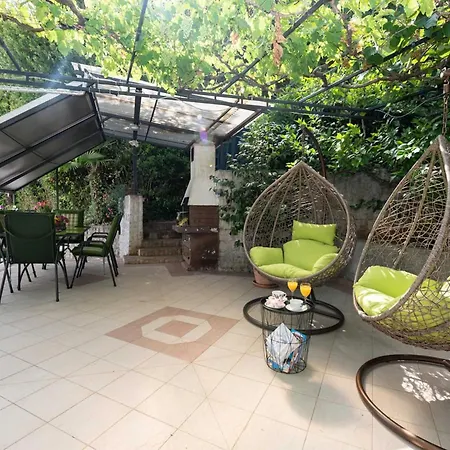 Apartment Sanja - Two Bedroom With Terrace And Sea View Opatija