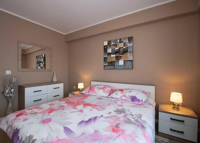Sanja - Two Bedroom With Terrace And Sea View * أوباتيا