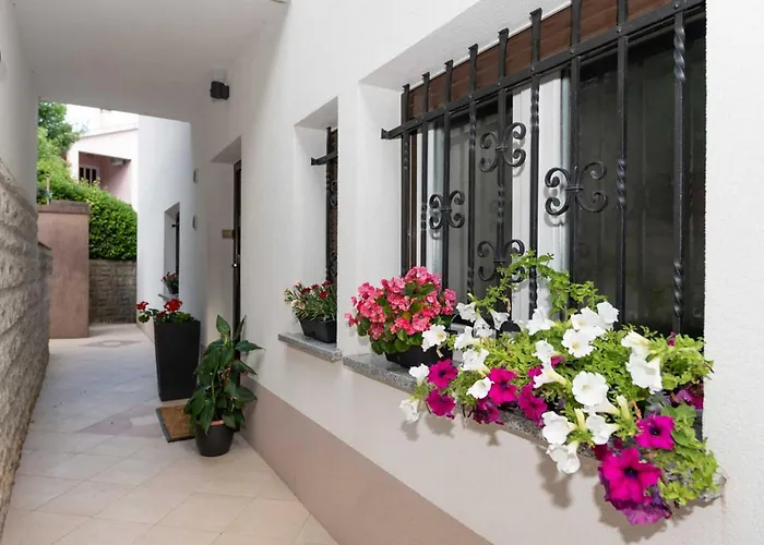 Sanja - Two Bedroom With Terrace And Sea View أوباتيا