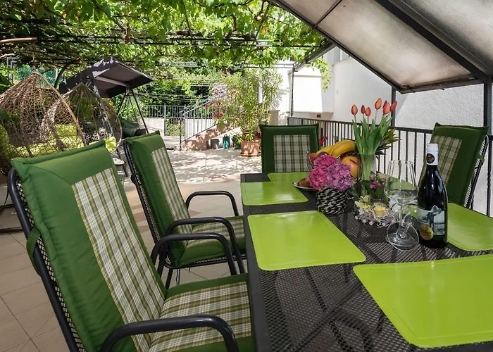 Sanja - Two Bedroom With Terrace And Sea View أوباتيا
